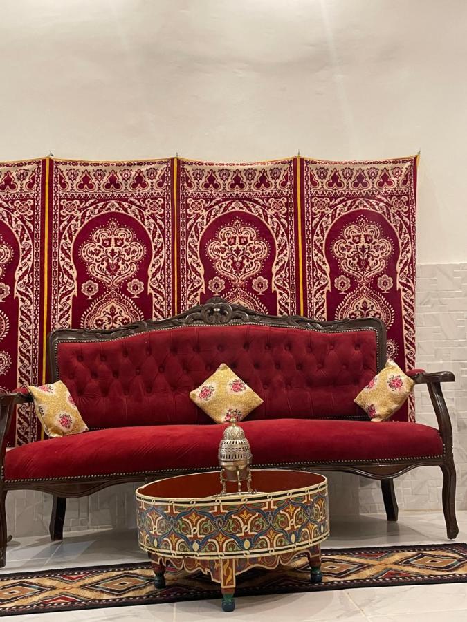 Bed and Breakfast Dar Alkatib Meknès Esterno foto